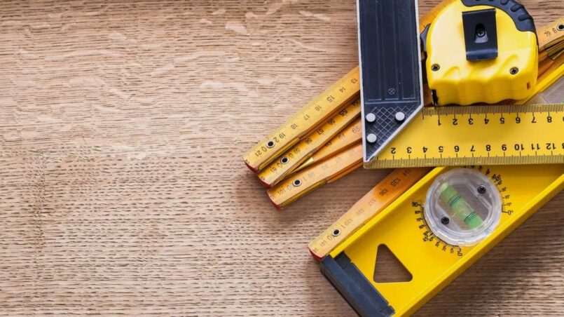 Гид по замерам и раскрою материалов: как спроектировать расход без лишнего