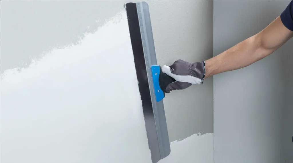 Как монтировать гипсокартон: финишная шпаклёвка и покраска акриловой краской | Пошаговая инструкция