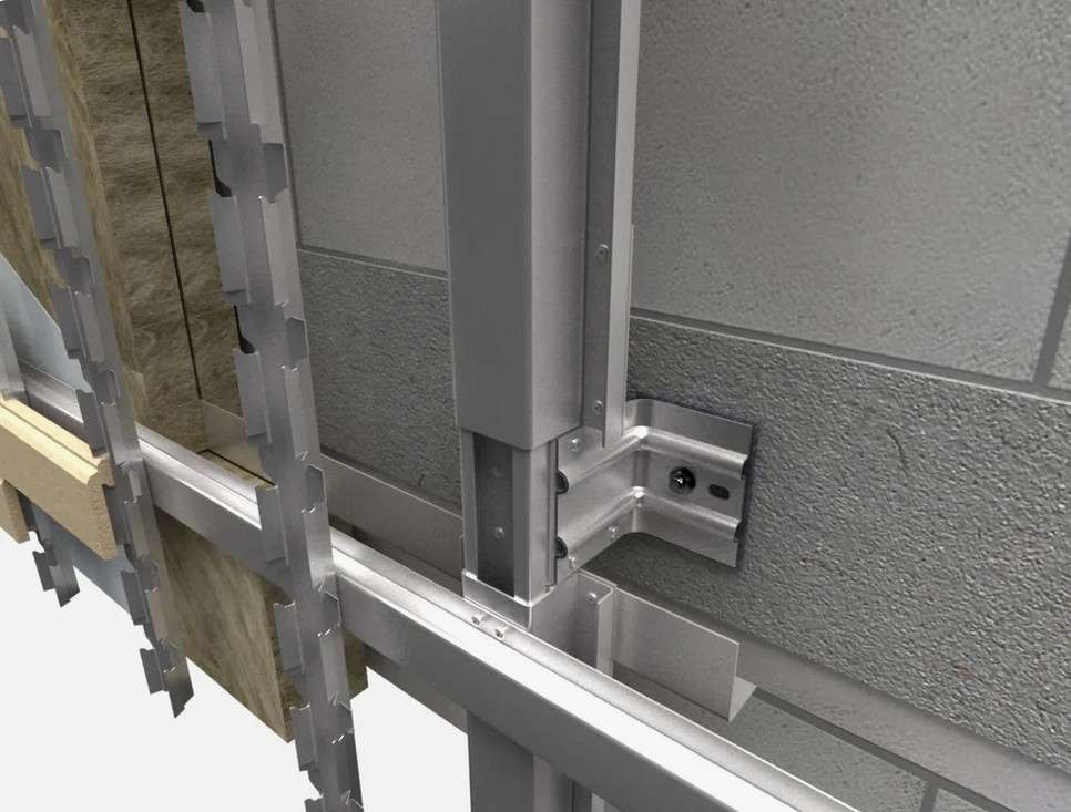 Обустройство вентфасада: пошаговое крепление направляющих и сборка подсистемы под фиброцементные панели