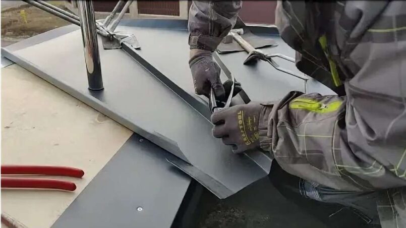 Как правильно сделать и установить зонты и колпаки из оцинковки: практическое руководство по монтажу парапетных крышек и колпаков на трубы холодным способом Как правильно сделать и установить зонты и колпаки из оцинковки: практическое руководство по монтажу парапетных крышек и колпаков на трубы холодным способом